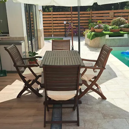 Harry's House Con Piscina Privata Feriehus