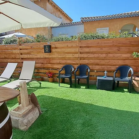 Harry's House Con Piscina Privata Сан-Теодоро