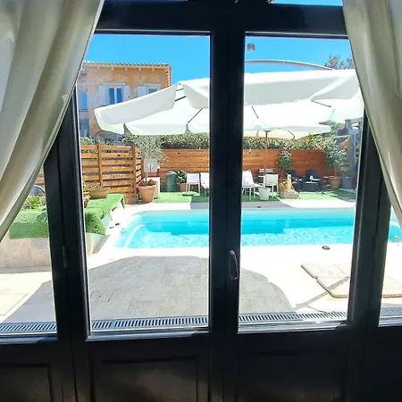 Harry's House Con Piscina Privata Feriehus